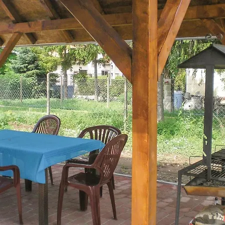 Apartment Beautiful In W/ Wifi And 2 Bedrooms *